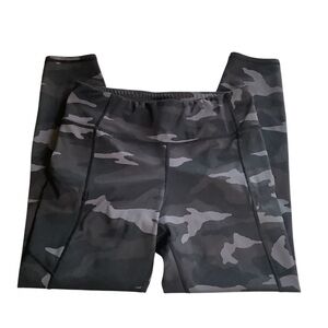 Athleta legging in camo with zip pockets